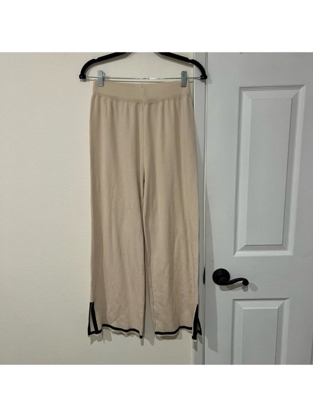 Cream Black Trim Wide Leg Knit Pants Size Small NWOT